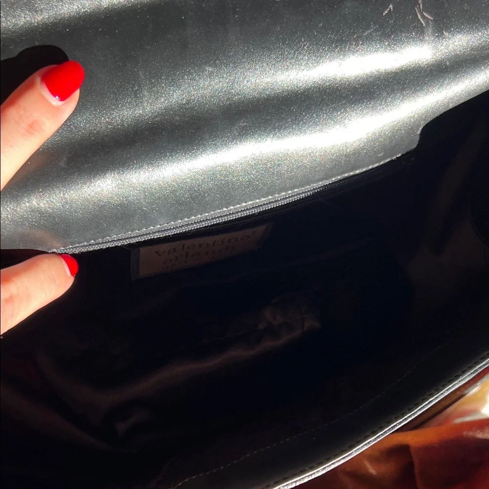 Valentino Orlandi Black and Red Marilyn Monroe Satchel - Picture 6 of 6